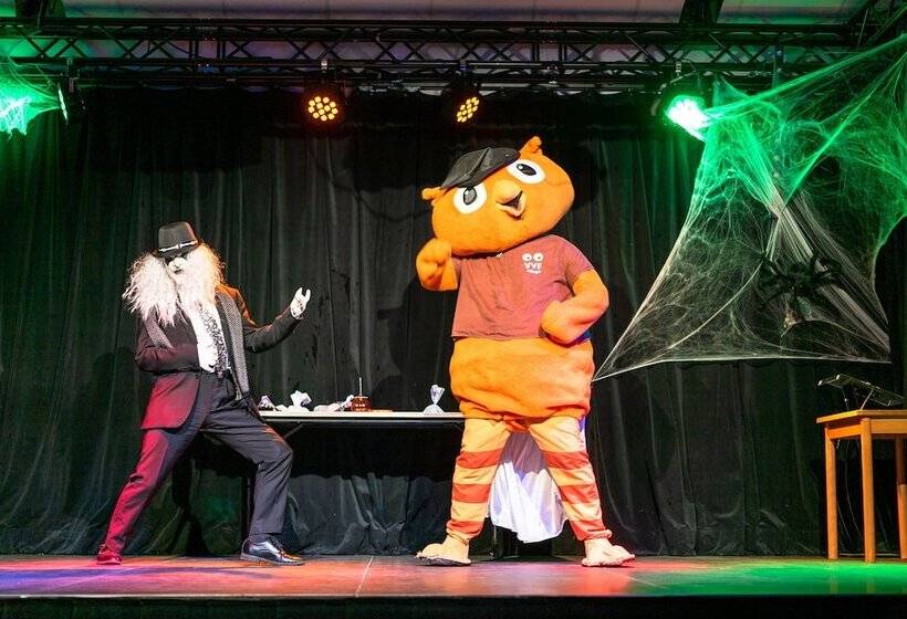 ホテル Vvf Normandie Forgesleseaux