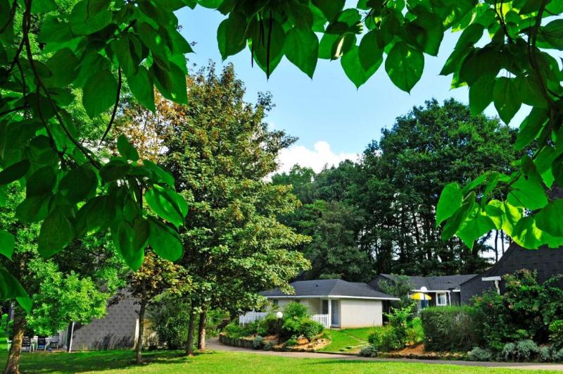 ホテル Vvf Normandie Forgesleseaux