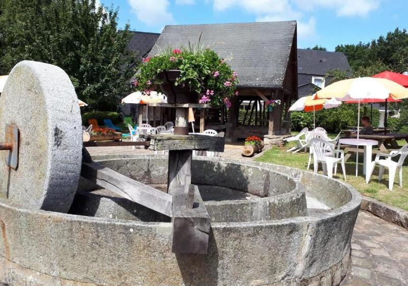 ホテル Vvf Normandie Forgesleseaux