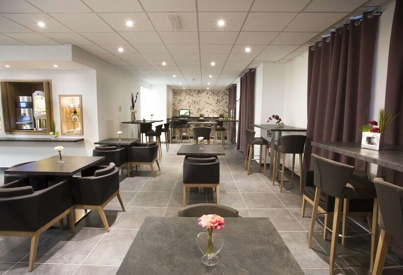 Kyriad Chambéry Centre   Hôtel Et Résidence