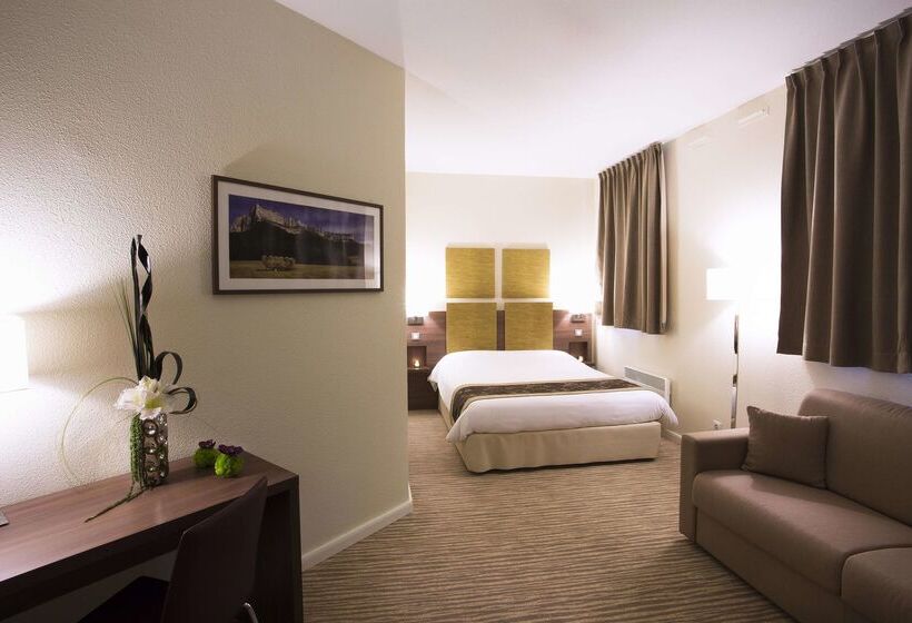 Kyriad Chambéry Centre   Hôtel Et Résidence