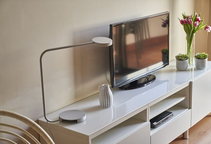 Lugaris Rambla Apartments