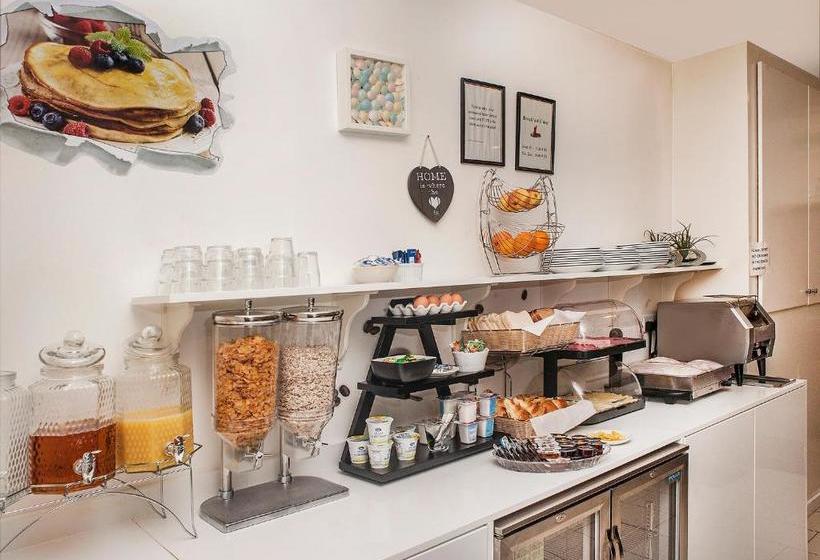 Отель Nox Kensington Gardens