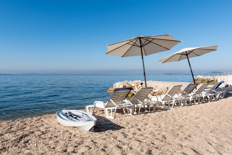 פנסיון Beachfront Apartmants Zanic