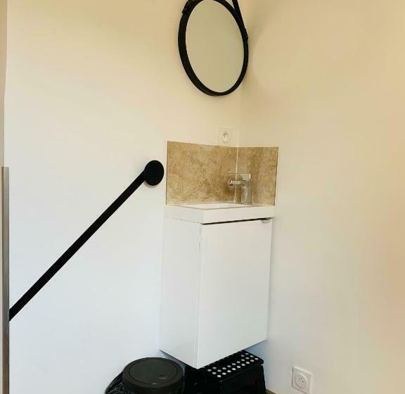 בית מלון כפרי Chambre Le Merindol