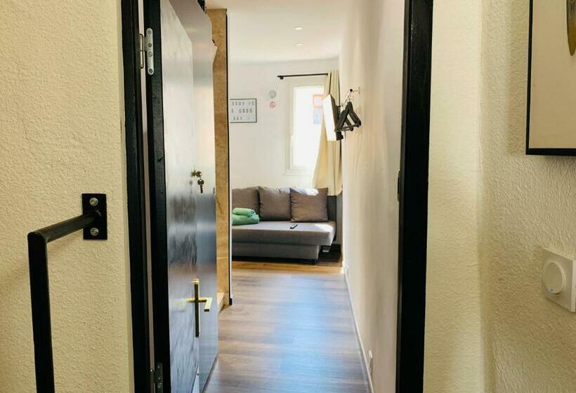 בית מלון כפרי Chambre Le Merindol