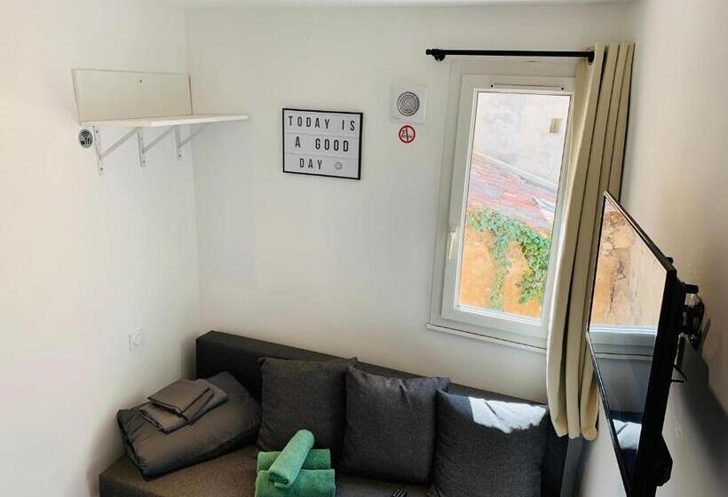 בית מלון כפרי Chambre Le Merindol