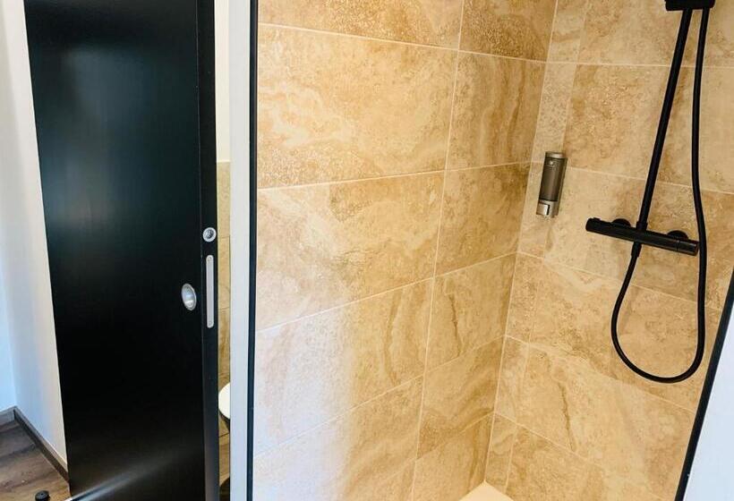 בית מלון כפרי Chambre Le Merindol