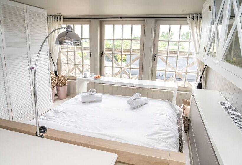 בית מלון כפרי Diane S Cottage