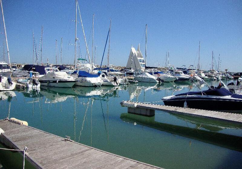 Apartamentos Poblado Marinero 3000