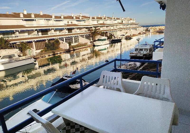 Apartamentos Poblado Marinero 3000