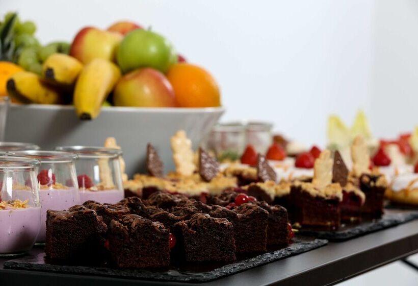 Art Otel Cologne, Powered By Radisson Hotels