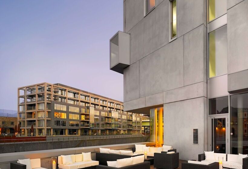 Art Otel Cologne, Powered By Radisson Hotels