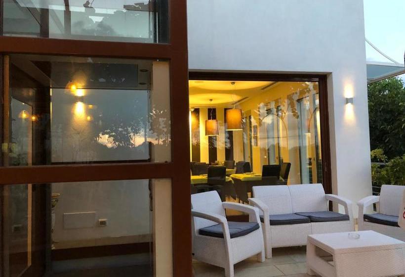 צימר De Maria House