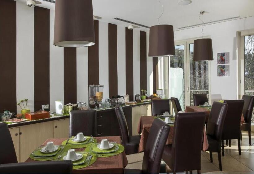 צימר De Maria House