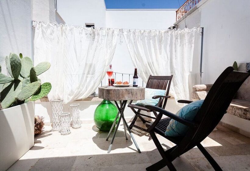 ベッドアンドブレックファースト Dei Serafini