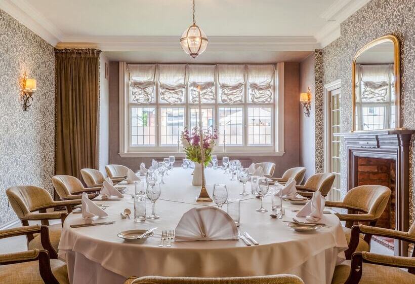 Colwall Park   Hotel, Bar & Restaurant