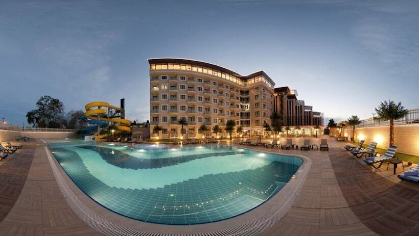 Elegance Resort Hotel & Spa Wellness Aqua
