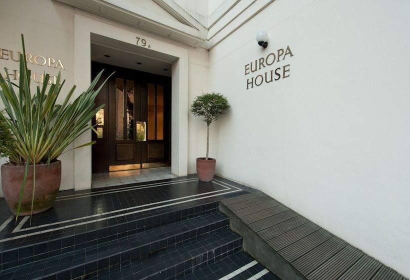 Europa House Apartments