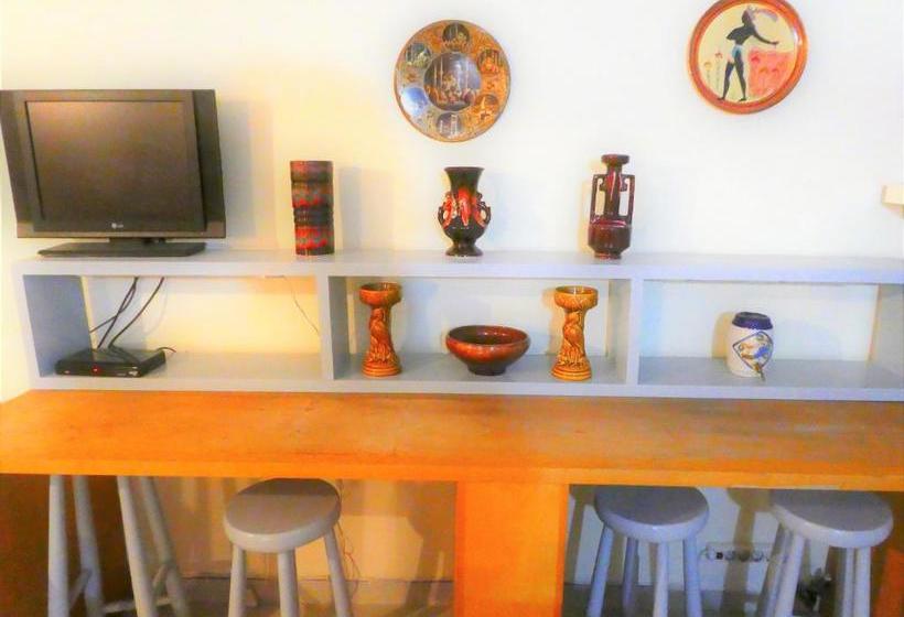 فندق Fivos   Hostel