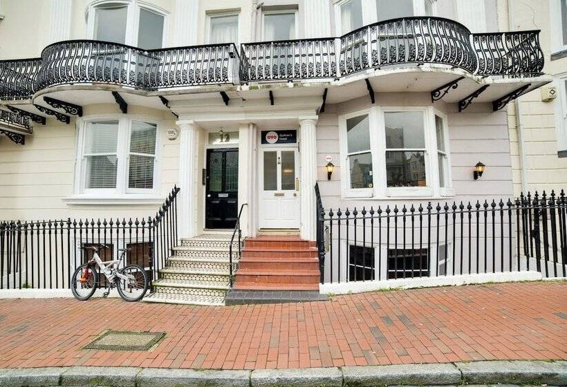 בית מלון כפרי The Gullivers