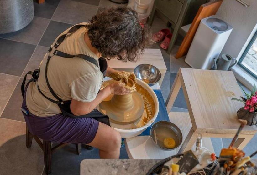 4reasons Hotel + Bistro | 12+