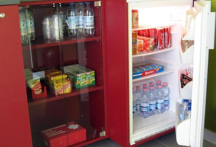 Отель 6 Porte Guesthouse