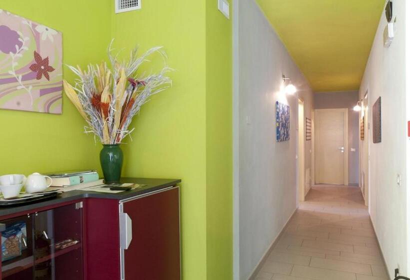 Отель 6 Porte Guesthouse