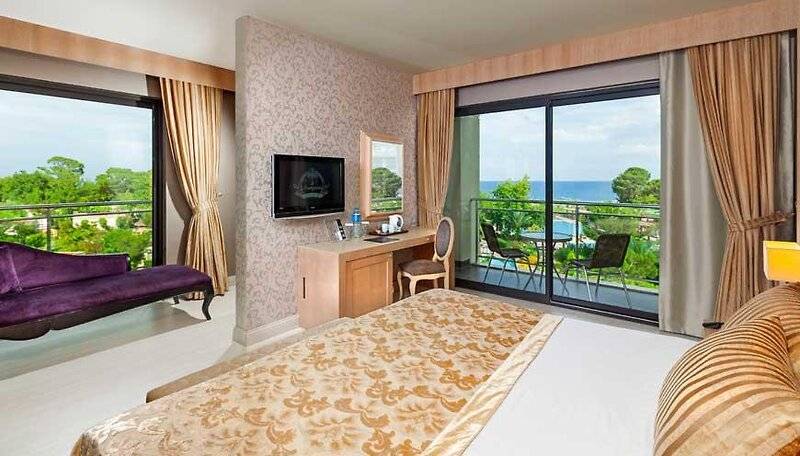 Отель Fashiontv Luxe Resort