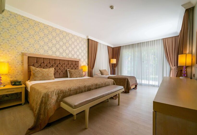 Отель Fashiontv Luxe Resort