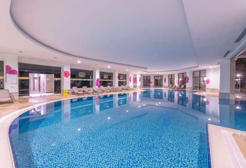 Отель Fashiontv Luxe Resort