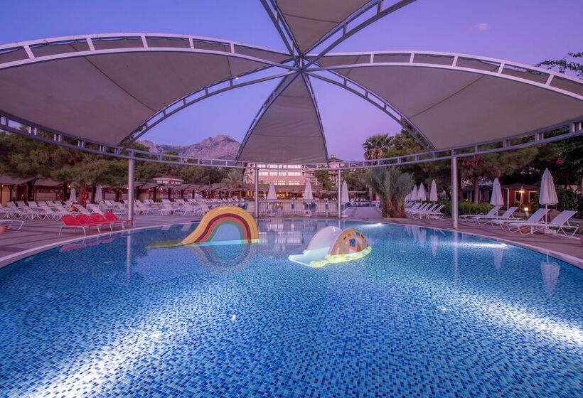 Отель Fashiontv Luxe Resort