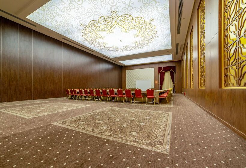 Отель Fashiontv Luxe Resort