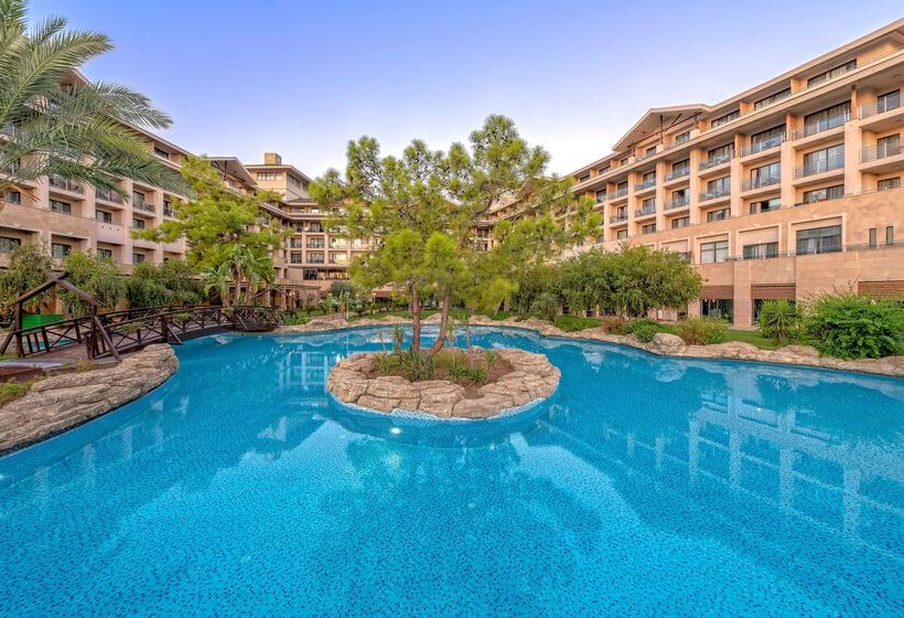 Отель Fashiontv Luxe Resort