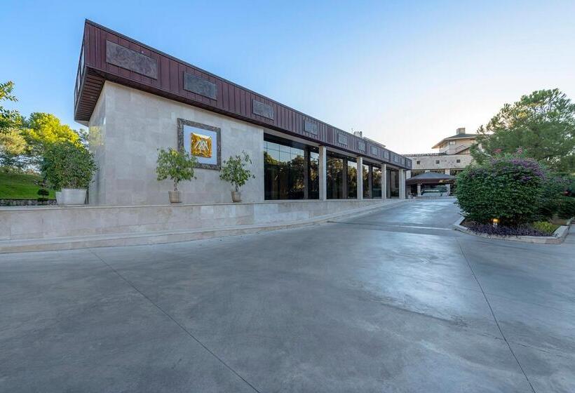 Отель Fashiontv Luxe Resort