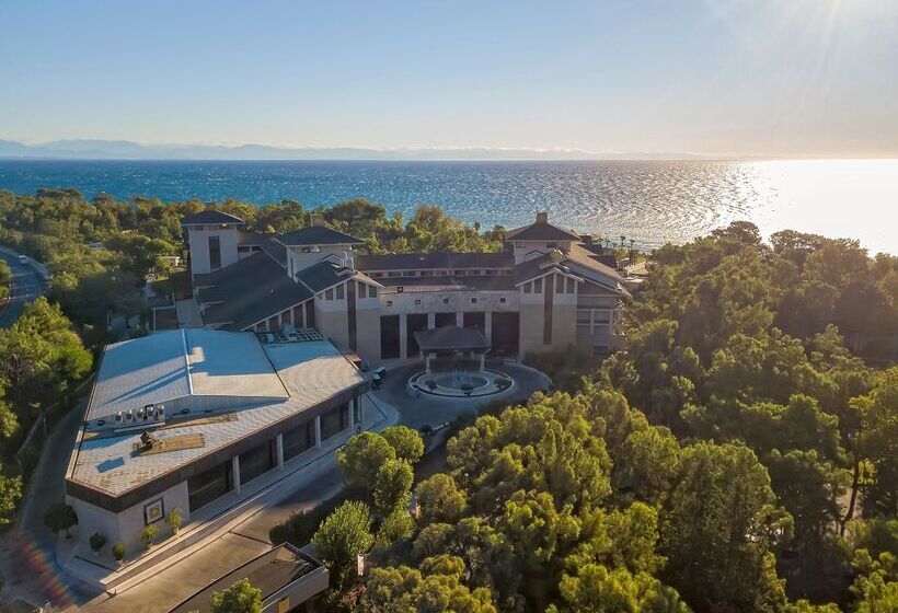 Отель Fashiontv Luxe Resort