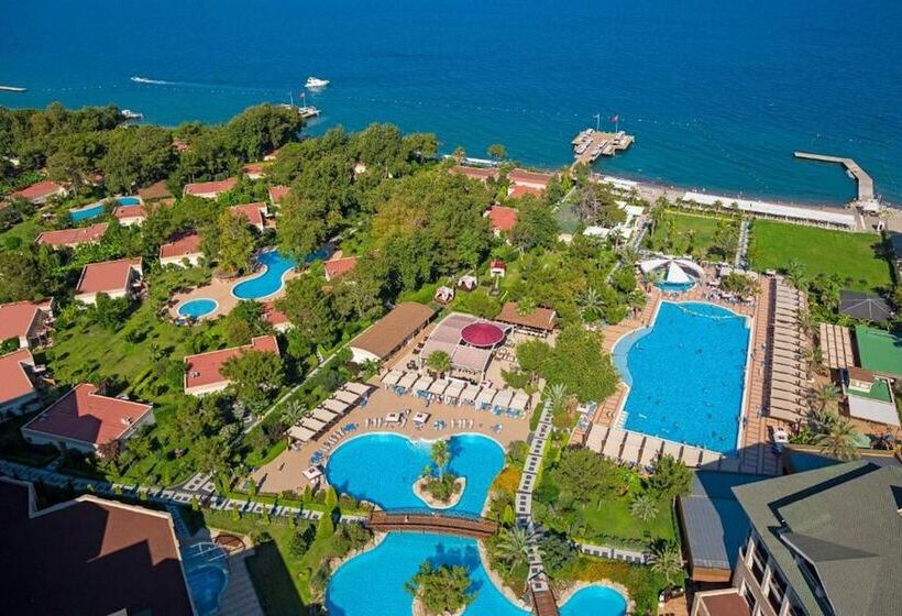 Отель Fashiontv Luxe Resort