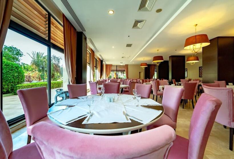 Отель Fashiontv Luxe Resort