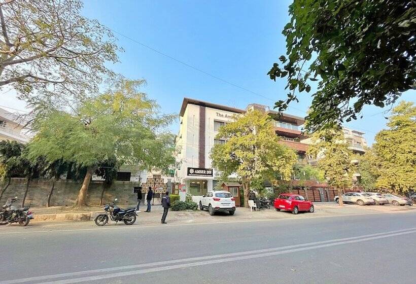 Amber Inn By Orion Hotels