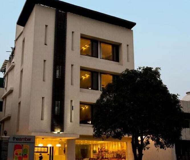 Amber Inn By Orion Hotels