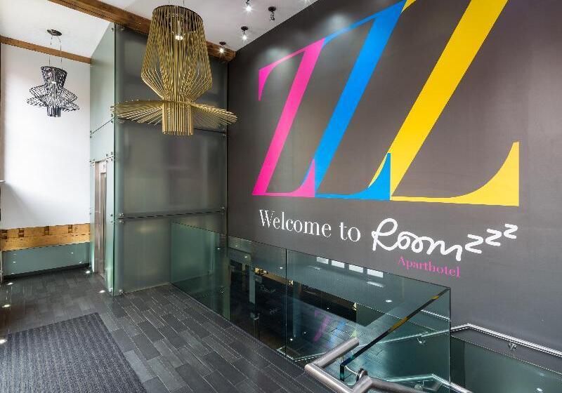 Отель Roomzzz Manchester City