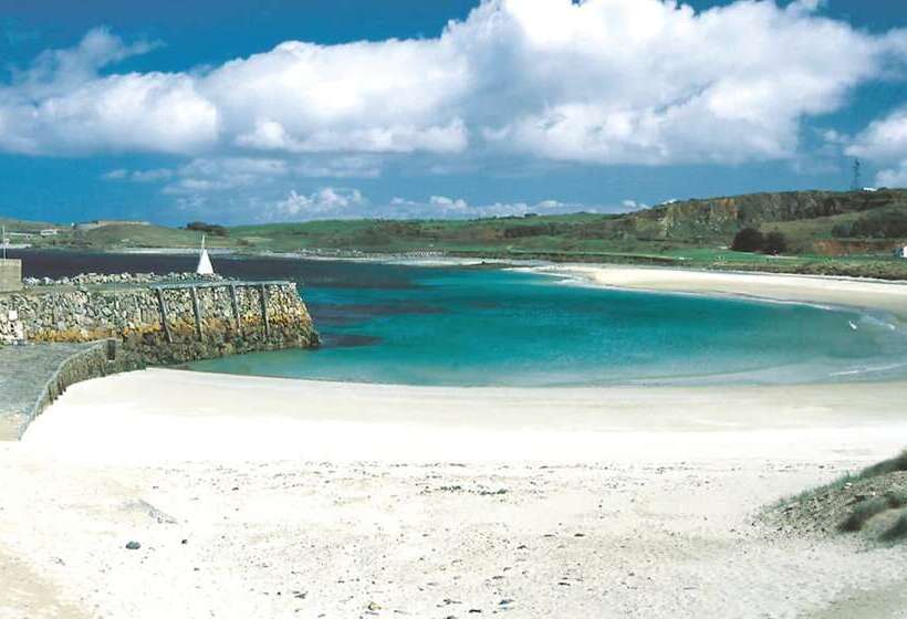 Braye Beach Hotel, Alderney