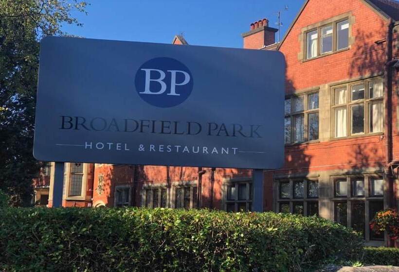 فندق Broadfield Park
