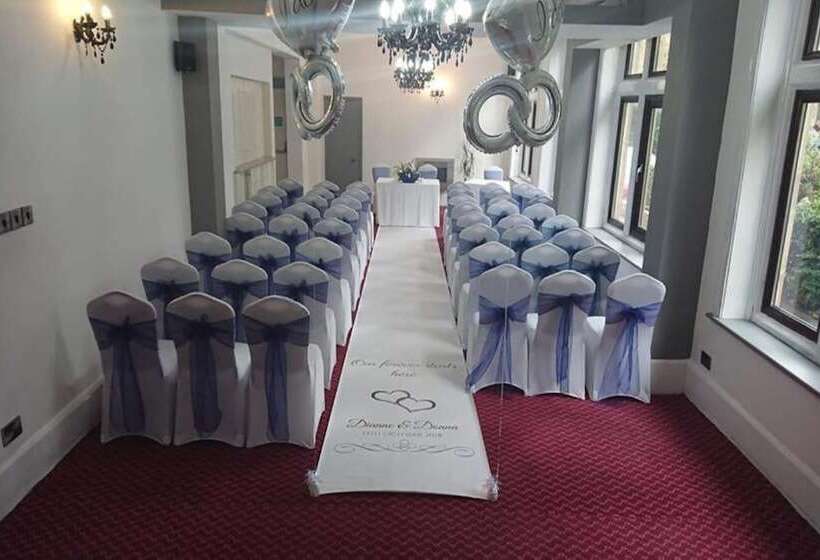 فندق Broadfield Park