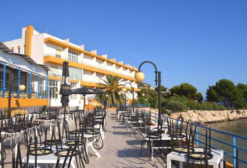 Отель Calamosca