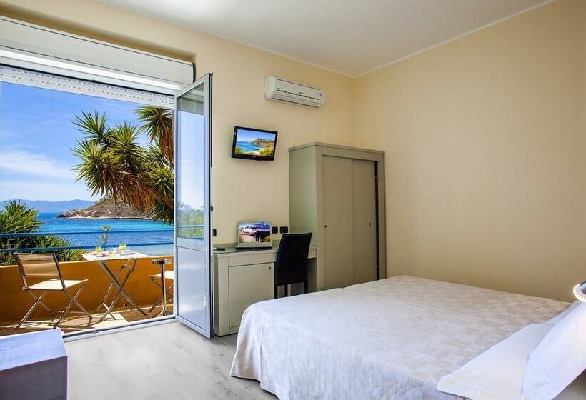 Отель Calamosca