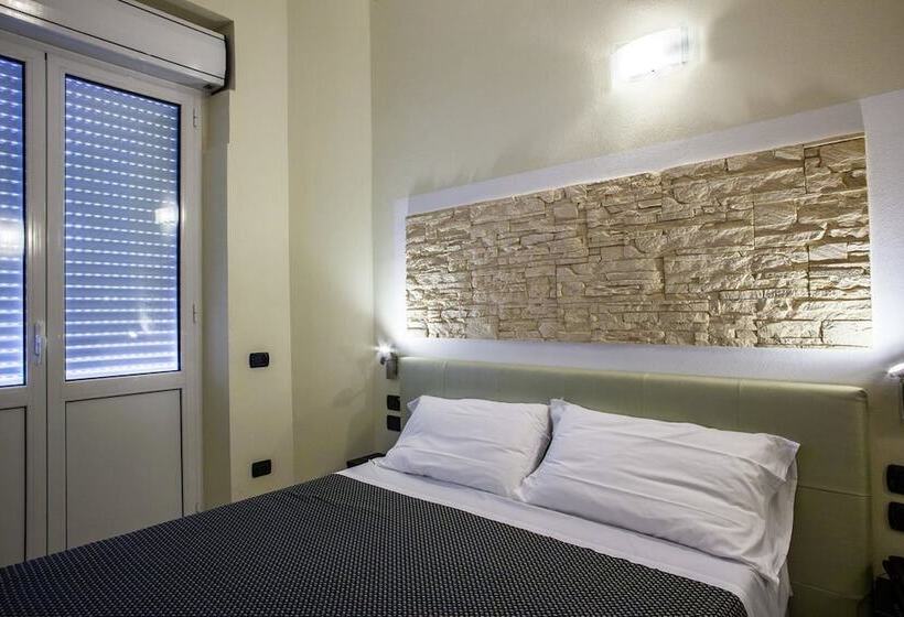 Отель Calamosca