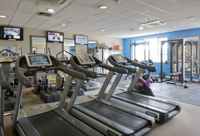 فندق Canal Court