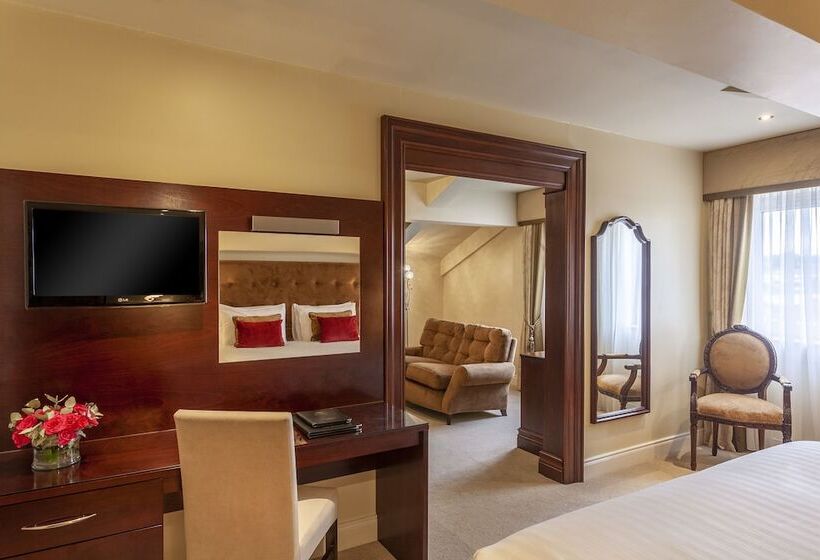 فندق Canal Court