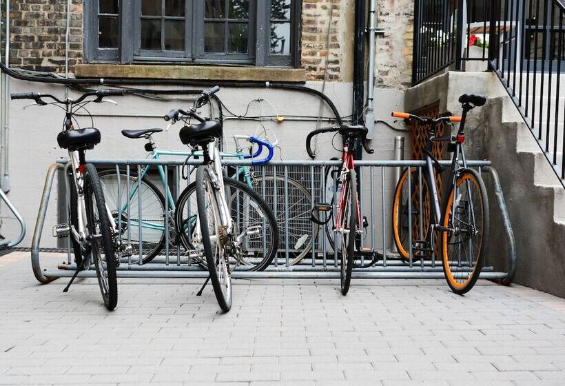 هتل Chicago Getaway Hostel